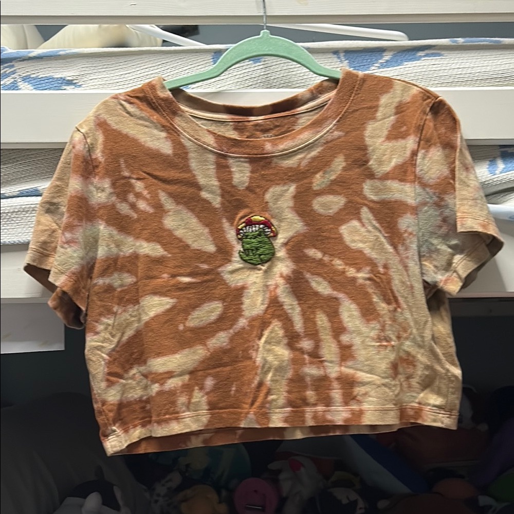 Urban Outfitters Brown Tie-Dye Kids Tee with frog Patch